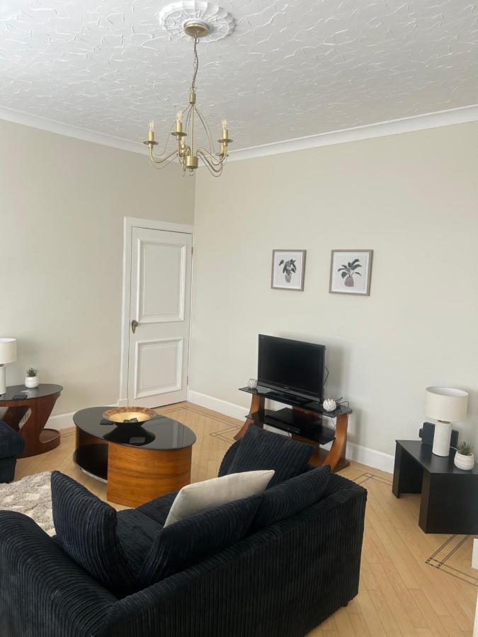 1L Albert Place Maddiston Road Brightons Falkirk Fk2 0Jx Polmont Bagian luar foto